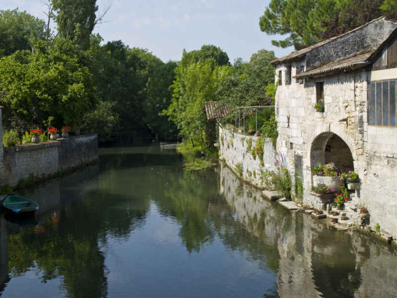 Bord de Seugne